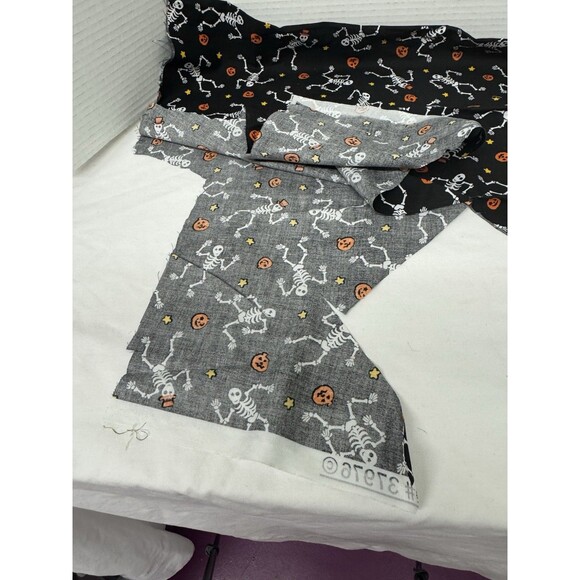 Halloween Cotton Fabric Pieces- Dancing Skeletons & Pumpkins on Black - Picture 7 of 14